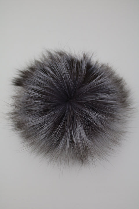 Tassels with bangs 3 colors 13-15 cm.