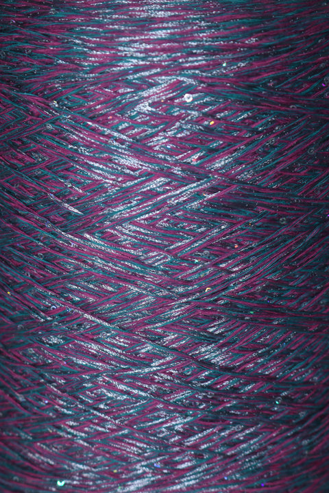 Palliettugarn - 55% Bómull 45% Polýester - Nr.24 - 50 gr.