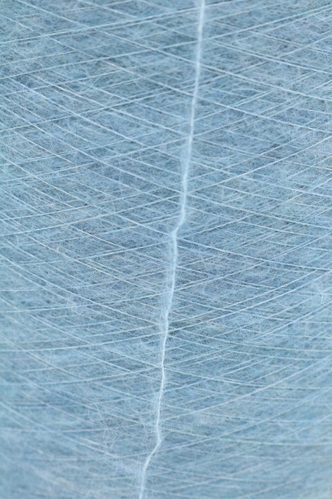 Sonja fylgiþráður 68% Alpakka 30% Polýester 2% Teygja 25 gr. 275 m. Nr. 23