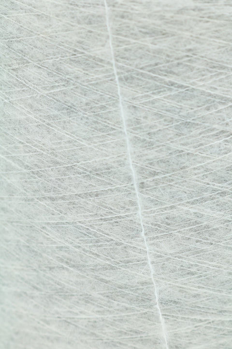 Sonja fylgiþráður 68% Alpakka 30% Polýester 2% Teygja 25 gr. 275 m. Nr. 24