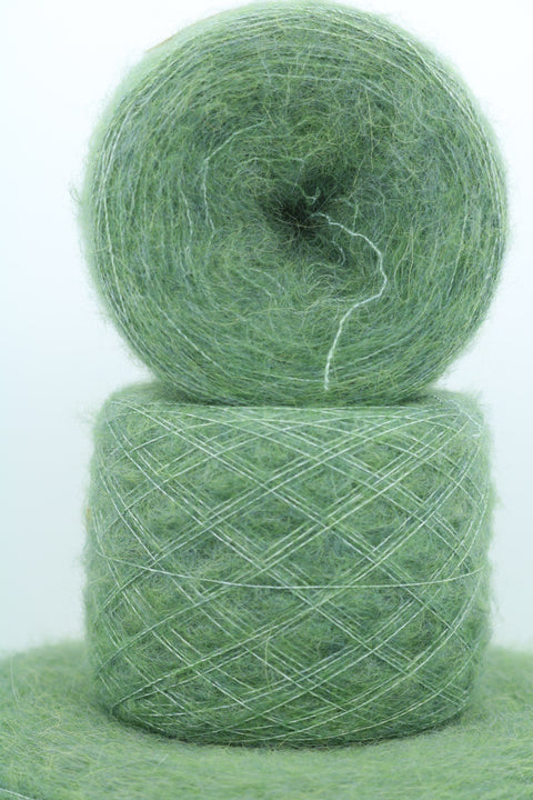 Sonja fylgiþráður 68% Alpakka 30% Polýester 2% Teygja 25 gr. 275 m. Nr. 2