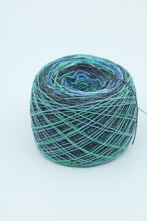 Genepy Bómull og Pólýester litaskipt garn - Fjólublár 50 gr.