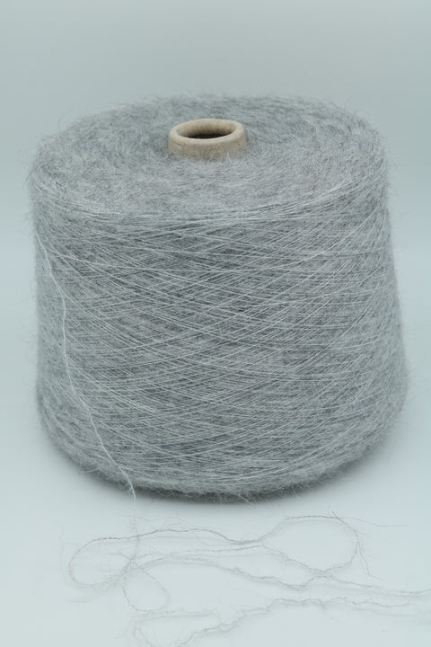 Artemi Mohair með 3% teygju - 25 gr. Ljós grár.