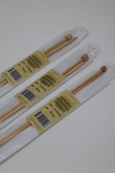 Bamboo 2 knitting needles 30 cm. 3 sizes 3, 3.5 and 4 mm.