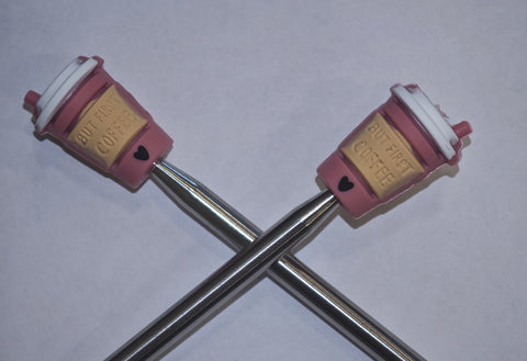 Hlíf á prjónaodda Kaffibolli bleikur