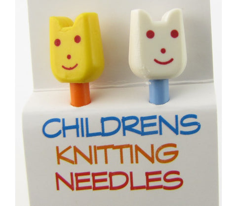 Pony kids knitting needles 5 and 6 mm.